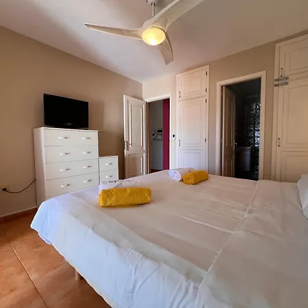 Obsidian Brisas De Adeje أذيخي